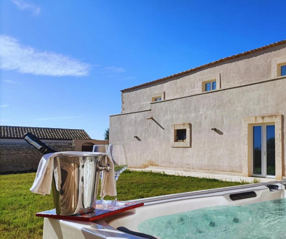 Ballium Luxury Relais Avola Exterior foto