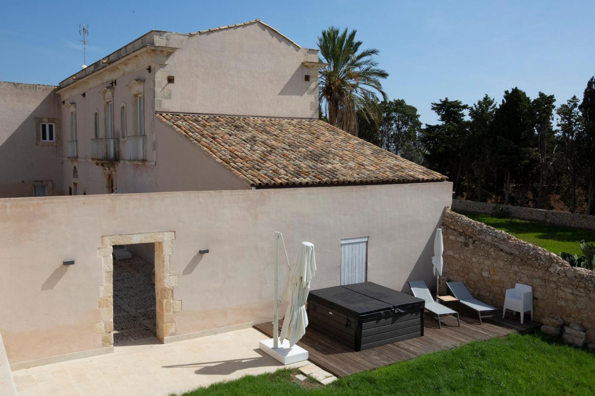 Ballium Luxury Relais Avola Exterior foto