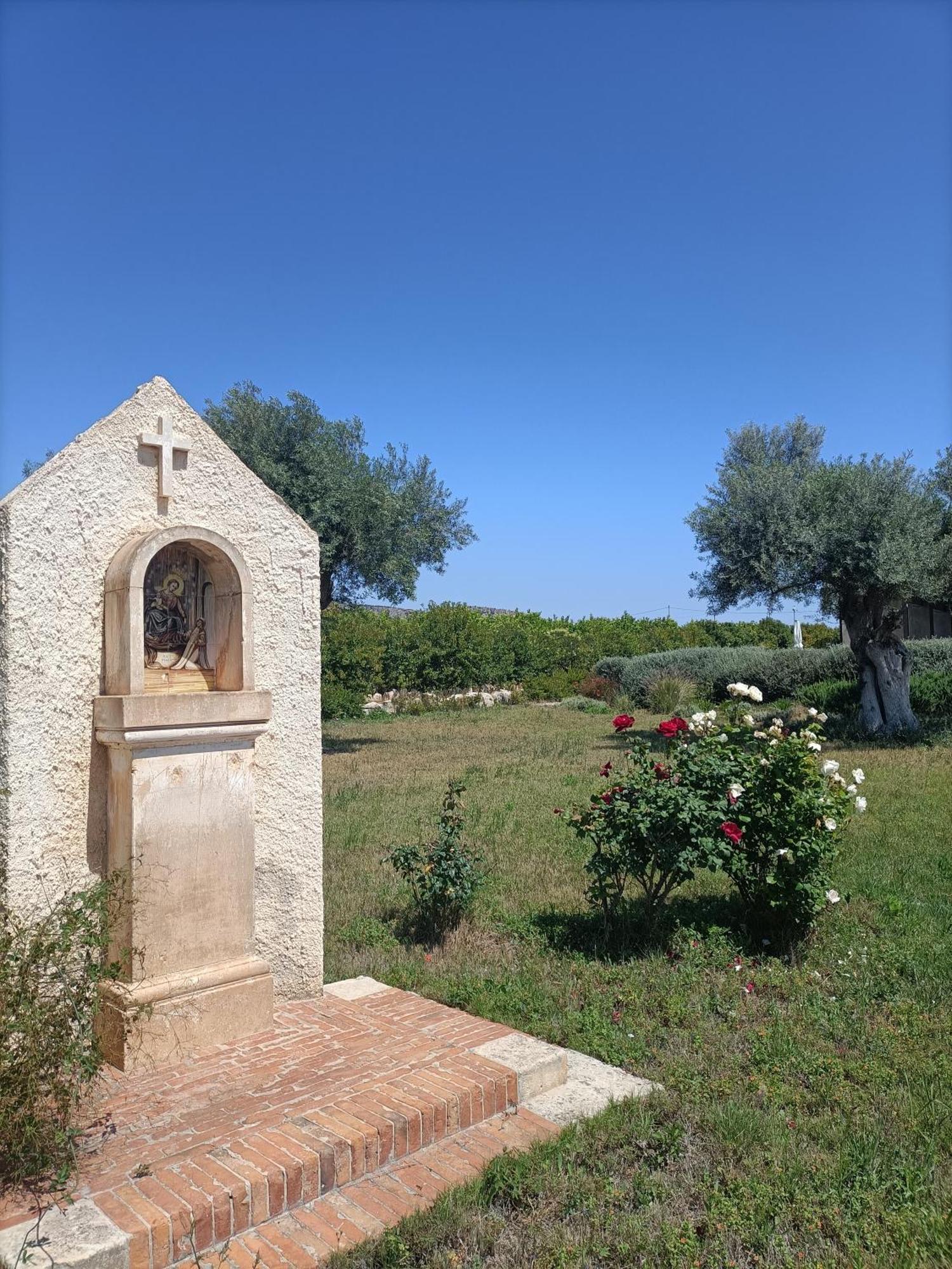 Ballium Luxury Relais Avola Exterior foto